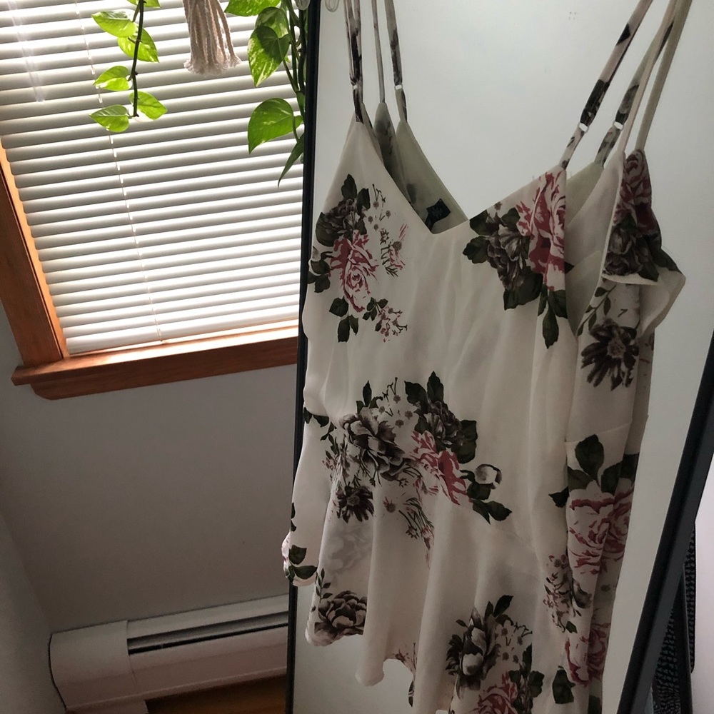 Floral sleeveless blouse - Picture 3 of 4